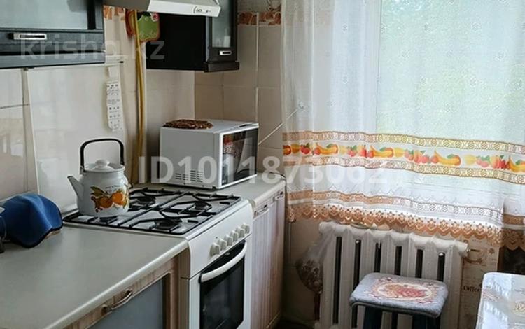 3-бөлмелі пәтер · 65 м² · 3/9 қабат, ул. Мухтара Ауэзова 33, бағасы: 18 млн ₸ в  — фото 2