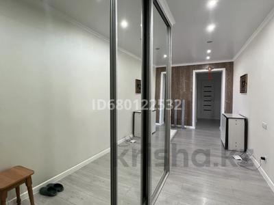 3-комнатная квартира · 80 м² · 1/5 этаж, Молдагуловой 15/4 — Районе куленовки за 36.5 млн ₸ в Усть-Каменогорске