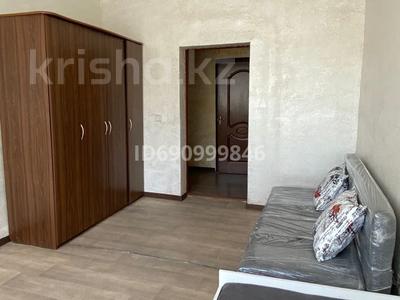 8 комнат · 500 м² · 1/3 этаж, Туркестан 9 за 100 000 ₸ в Алматы