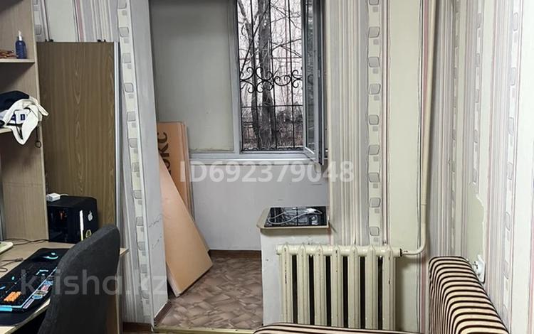 2-комнатная квартира, 50 м², 1/5 этаж, мкр Таугуль за 60 млн 〒 в Алматы, Ауэзовский р-н — фото 2