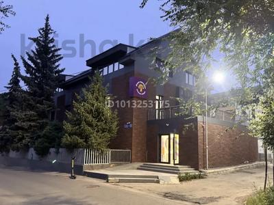 Свободное назначение, офисы, магазины и бутики, общепит, салоны красоты, бани, гостиницы и зоны отдыха, медцентры и аптеки, образование, развлечения · 520 м² за 750 млн ₸ в Алматы, Медеуский р-н