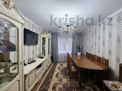 3-бөлмелі пәтер · 62 м² · 3/5 қабат, Майкудук, Майкудук, 15й микрорайон 16 — Майлина, 61 школа, бағасы: 12.5 млн ₸ в Караганде, Алихана Бокейханова р-н
