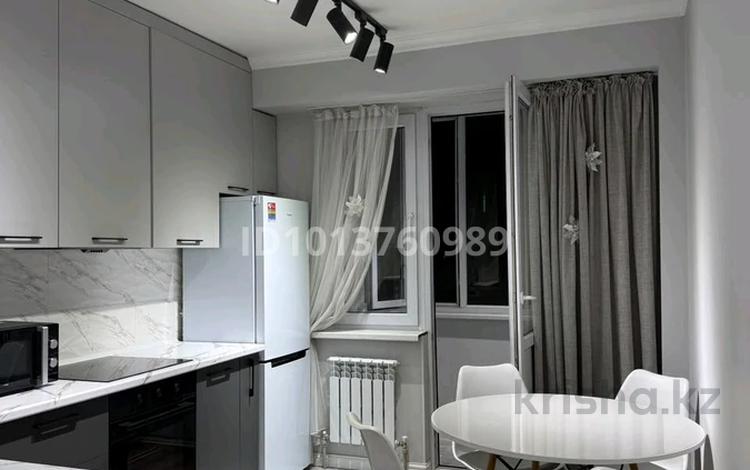 1-бөлмелі пәтер · 40 м² · 5/13 қабат, Есенова 160/3, бағасы: 280 000 ₸ в Алматы, Жетысуский р-н — фото 2