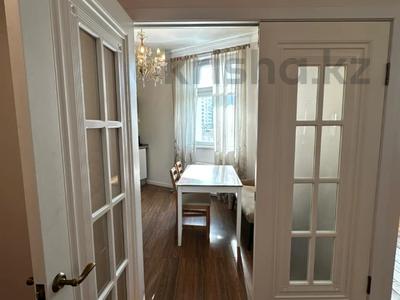 4-бөлмелі пәтер · 185 м² · 7/15 қабат, Самал-1, бағасы: 152 млн ₸ в Алматы, Медеуский р-н