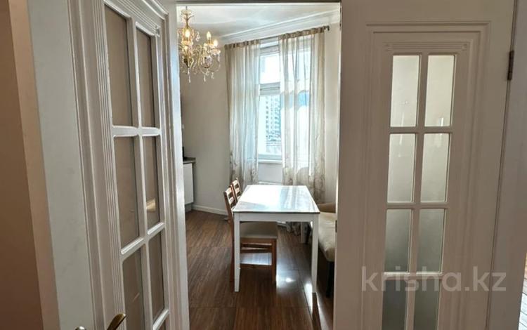 4-комнатная квартира · 185 м² · 7/15 этаж, Самал-1 за 152 млн ₸ в Алматы, Медеуский р-н — фото 9