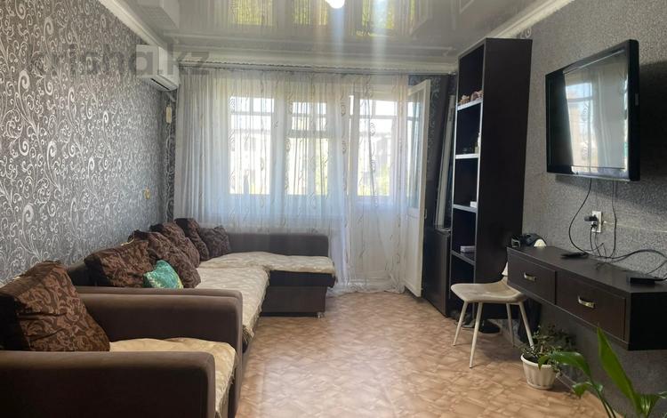 2-комнатная квартира · 45 м² · 5/5 этаж, Камзина 5 за 8.5 млн ₸ в Аксу — фото 3
