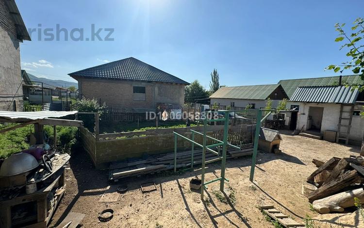 Жеке үй · 4 бөлме · 170 м² · 8 сот., Қазыбек би 330, бағасы: 36 млн 〒 в  — фото 2