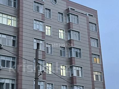 3-бөлмелі пәтер · 105 м² · 7/8 қабат, Сарсенбаева 8 Б — Между ул.Койгельды и проспект Жамбыла, бағасы: 53 млн 〒 в Таразе