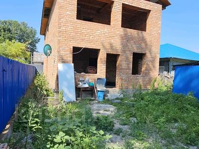 Отдельный дом · 4 комнаты · 180 м² · 4 сот., Леваневского 110 за 15 млн 〒 в Усть-Каменогорске