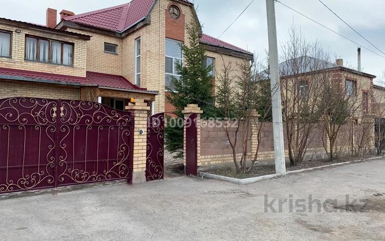 Жеке үй · 8 бөлме · 410 м² · 10 сот., Мойынты 50, бағасы: 195 млн 〒 в Астане, Алматы р-н — фото 2