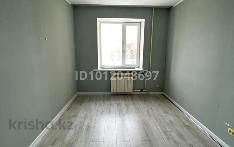 2-комнатная квартира · 48.9 м² · 6/12 этаж, Назарбаева 207 за 20.5 млн ₸ в Уральске, мкр Школьник — фото 2