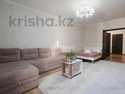 2-комнатная квартира · 70 м² · 8/23 этаж, Сарайшык 7А — Акмешит за 30 000 ₸ в Астане, Есильский р-н