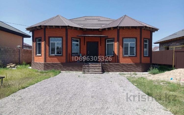 Жеке үй • 4 бөлмелер • 135 м² • 6 сот., 285/37 37, бағасы: 39 млн 〒 в Каскелене — фото 2