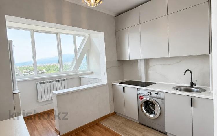 2-комнатная квартира · 55 м² · 7/9 этаж, мкр Тастак-2 8 за 300 000 ₸ в Алматы, Алмалинский р-н — фото 4