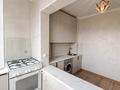2-комнатная квартира · 55 м² · 7/9 этаж, мкр Тастак-2 8 за 300 000 ₸ в Алматы, Алмалинский р-н — фото 2