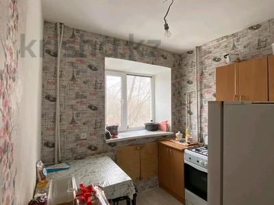 3-комнатная квартира · 55 м² · 3/4 этаж, улица Гагарина 105/2 за 11.4 млн ₸ в Уральске, мкр Школьник