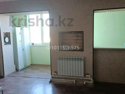 2-бөлмелі пәтер · 35.2 м² · 5/5 қабат, Байзак батыра — Остановка ЖД больница, частная школа Arai Elite, бағасы: 11.5 млн ₸ в Таразе
