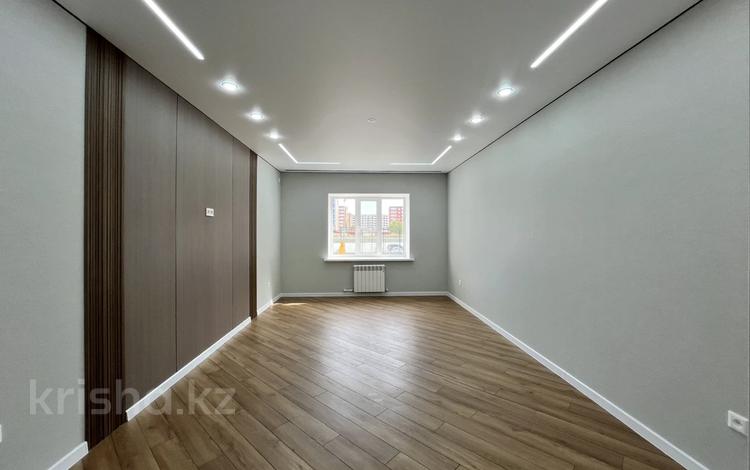 3-комнатная квартира · 111 м² · 2/9 этаж, мкр. Алтын орда за 49 млн ₸ в Актобе — фото 2