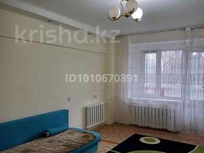2-комнатная квартира · 50 м² · 2/5 этаж, мкр 13-й военный городок 52 за 200 000 ₸ в Алматы, Турксибский р-н