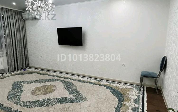 3-бөлмелі пәтер · 80 м² · 5/5 қабат, мкр. Алтын орда 5д, бағасы: 33 млн ₸ в Актобе — фото 2