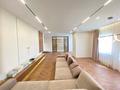4-комнатная квартира · 211 м² · 5/8 этаж, Азербайджана Мамбетова 8 — Пр-т Республики за 225 млн ₸ в Астане, Сарыарка р-н — фото 49