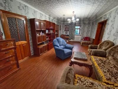 Отдельный дом • 4 комнаты • 69 м² • 6.5 сот., Абая за 14 млн 〒 в Темиртау