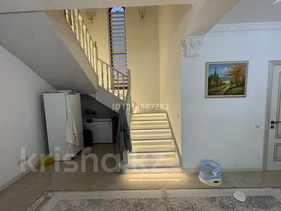 Жеке үй · 4 бөлме · 290 м² · 7 жүзд., Шұғыла ш/а. дикан 25 — Абая выше Ашимова, бағасы: 175 млн ₸ в Алматы, Наурызбайский р-н