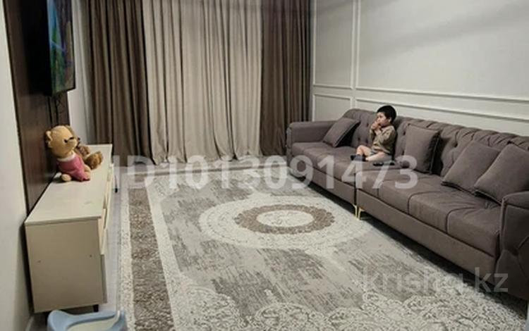 4-комнатная квартира · 112 м² · 1/9 этаж, мкр Нурсая, Таумуш Жумагалиев за 450 000 ₸ в Атырау — фото 2