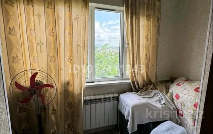 3-комнатная квартира · 65 м² · 5/5 этаж, ул. Суворова 4/А за 20.5 млн ₸ в Шымкенте, Аль-Фарабийский р-н — фото 2