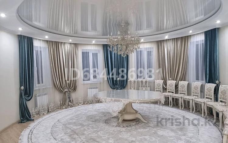 4-комнатная квартира · 125 м² · 10/16 этаж, мкр Орбита-1, Навои — Торайгырова за 650 000 ₸ в Алматы, Бостандыкский р-н — фото 2