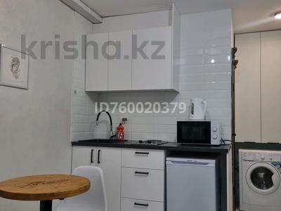1-бөлмелі пәтер · 15 м² · 3/5 қабат, Шарипова 118 — Абая, бағасы: 12 000 ₸ в Алматы, Алмалинский р-н