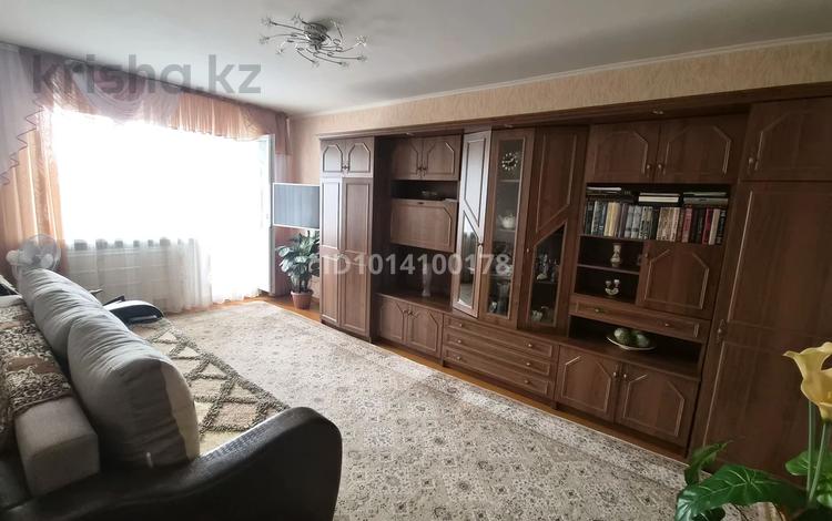 3-бөлмелі пәтер · 61.4 м² · 5/5 қабат, Кизатова (Юбилейная) 4 — Военное училище, 3 поликлиника, бағасы: ~ 20.8 млн ₸ в Петропавловске — фото 2