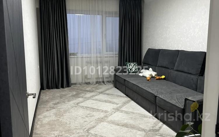 3-комнатная квартира · 89 м² · 3/10 этаж, мкр Шугыла, Жунисова 8/11 за 45 млн ₸ в Алматы, Наурызбайский р-н — фото 2
