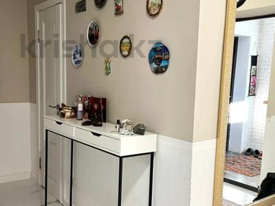 Жеке үй · 5 бөлме · 180 м² · 7.5 сот., мкр Каменское плато, бағасы: 157 млн 〒 в Алматы, Медеуский р-н