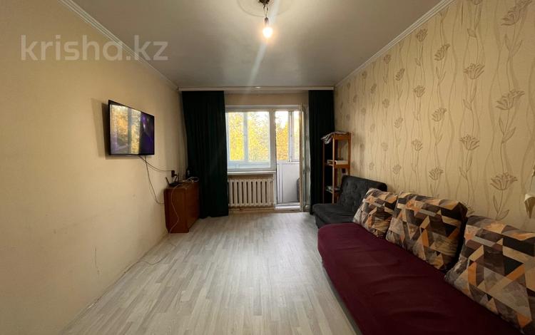 1-комнатная квартира · 32 м² · 5/5 этаж, мкр Юго-Восток, ДЮСЕМБЕКОВА 47 за 11.8 млн ₸ в Караганде, Казыбек би р-н — фото 2