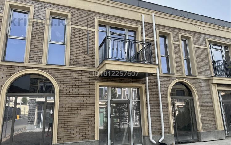 6-комнатная квартира · 239.6 м², мкр Нурлытау (Энергетик), ​14-я улица, 2035 1 за 165 млн ₸ в Алматы, Бостандыкский р-н — фото 4