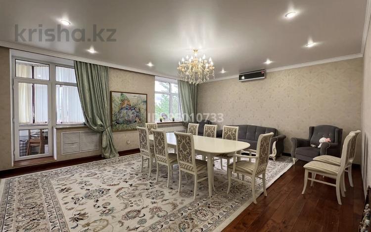 6-комнатная квартира · 280 м² · 4/5 этаж, Жубан ана 1 за 135 млн 〒 в Астане, Нура р-н — фото 2