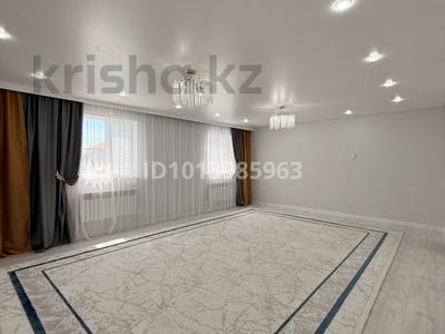 Отдельный дом · 4 комнаты · 175 м² · 10 сот., мкр Сулутор 544 за 26 млн ₸ в Актобе