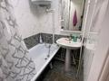 3-комнатная квартира · 48 м² · 2/5 этаж, мкр Новый Город 1/5 — Старый аэропорт, ул. Штурманская 1/5 за 15.8 млн ₸ в Караганде, Казыбек би р-н — фото 11