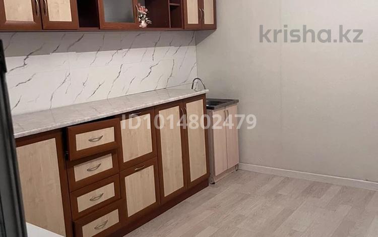 2-комнатная квартира · 70 м² · 5/5 этаж, мкр Астана 20 за 150 000 ₸ в Таразе — фото 2