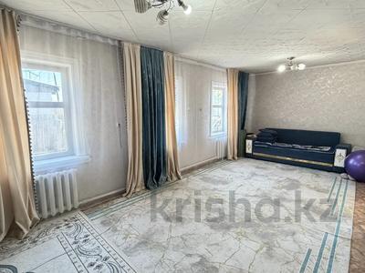 Отдельный дом · 3 комнаты · 80 м² · 8 сот., 20 линия 10 за 13 млн ₸ в Семее
