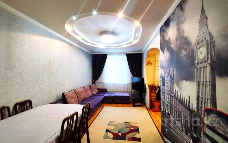 4-бөлмелі пәтер · 94 м² · 2/4 қабат, Пр. Назарбаева 11, бағасы: 42 млн ₸ в Караганде, Казыбек би р-н — фото 2