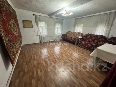 Отдельный дом · 2 комнаты · 45 м², Ул: Энгельса 14 — Посмакова 1 за 40 000 〒 в Семее