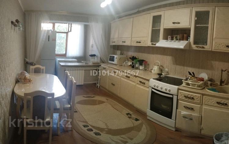 4-бөлмелі пәтер · 83 м² · 2/9 қабат, Машхур жусупа 288 — 1 мая-ломова, бағасы: 45 млн ₸ в Павлодаре — фото 12