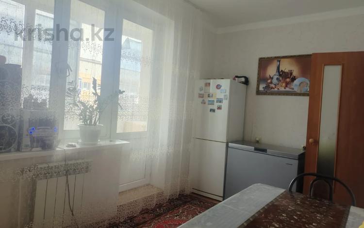 1-бөлмелі пәтер · 40 м² · 5/5 қабат, монкеулы 83, бағасы: 14 млн ₸ в Уральске — фото 2