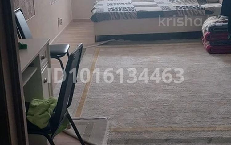 1-комнатная квартира · 60 м² · 5/6 этаж, мкр 12, Богенбай батыр 32.корпус 1 32 — возле Анвар гипермаркет новые за 17.5 млн ₸ в Актобе — фото 3