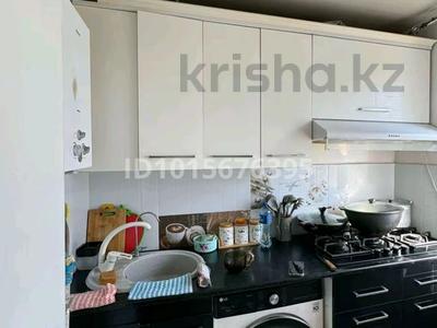 3-бөлмелі пәтер · 60 м² · 4/4 қабат, молдагулова 25 — колос. молдагулова 25, бағасы: 18 млн ₸ в Шымкенте, Аль-Фарабийский р-н