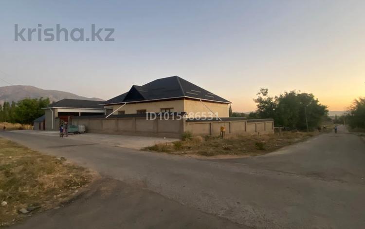 Отдельный дом · 7 комнат · 250 м² · 40 сот., Шалхар 23 — Село Екпенды за 85 млн ₸ в  — фото 2
