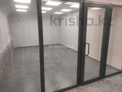 Свободное назначение, офисы, магазины и бутики, склады, салоны красоты, медцентры и аптеки, образование, конференц-залы, кабинеты и рабочие места, студии · 15 м² за 120 000 〒 в Атырау, мкр Привокзальный-1