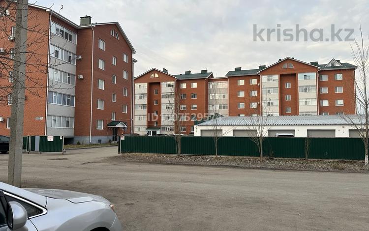 2-комнатная квартира · 77.8 м² · 2/5 этаж, Центральная 19 за 40 млн 〒 в Костанае — фото 2